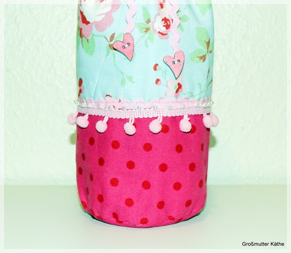 Stoffbeutel aus Stoffresten genäht z. B. als Geschenkverpackung für eine Flasche