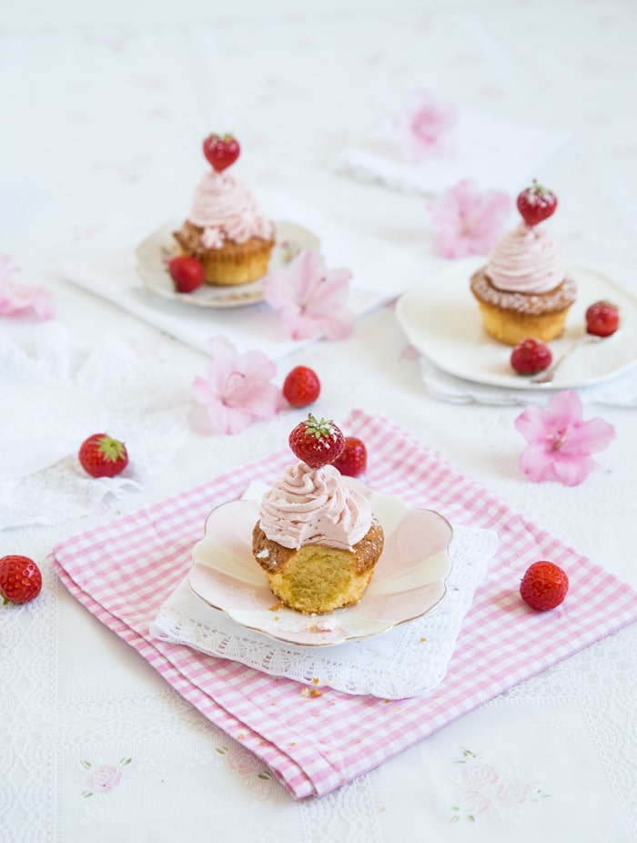 „ERDBEER CUPCAKES!“