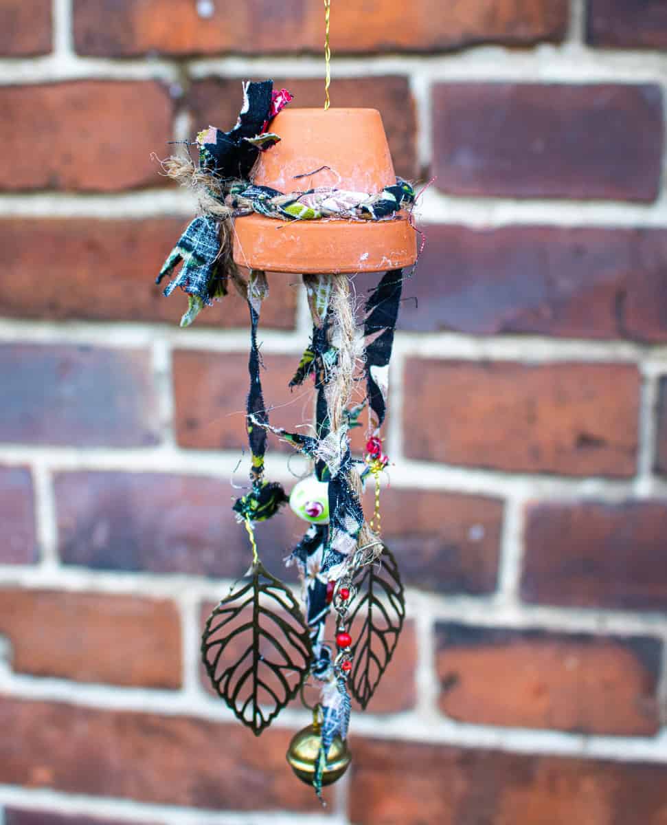 Windspiel für den Garten aus Schmuck