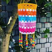 Bunte Laternen für Haus, Garten, Terrasse