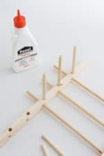 Einfaches Sonnenbrillen-Display aus Holz bauen