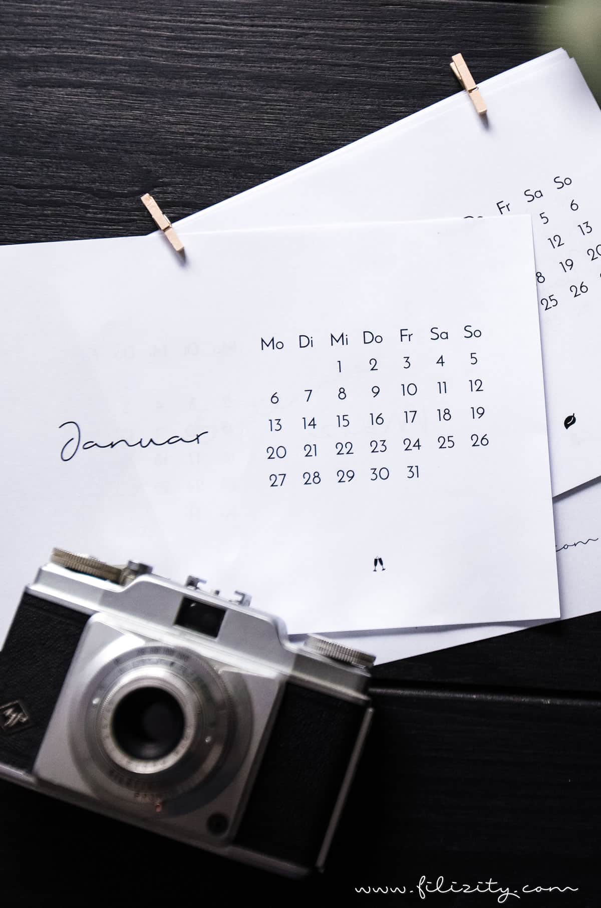Download: Minimalistischer Wand- & Tisch-Kalender 2020