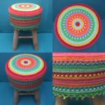 Hocker mit Häkelbezug im Boho-Stil