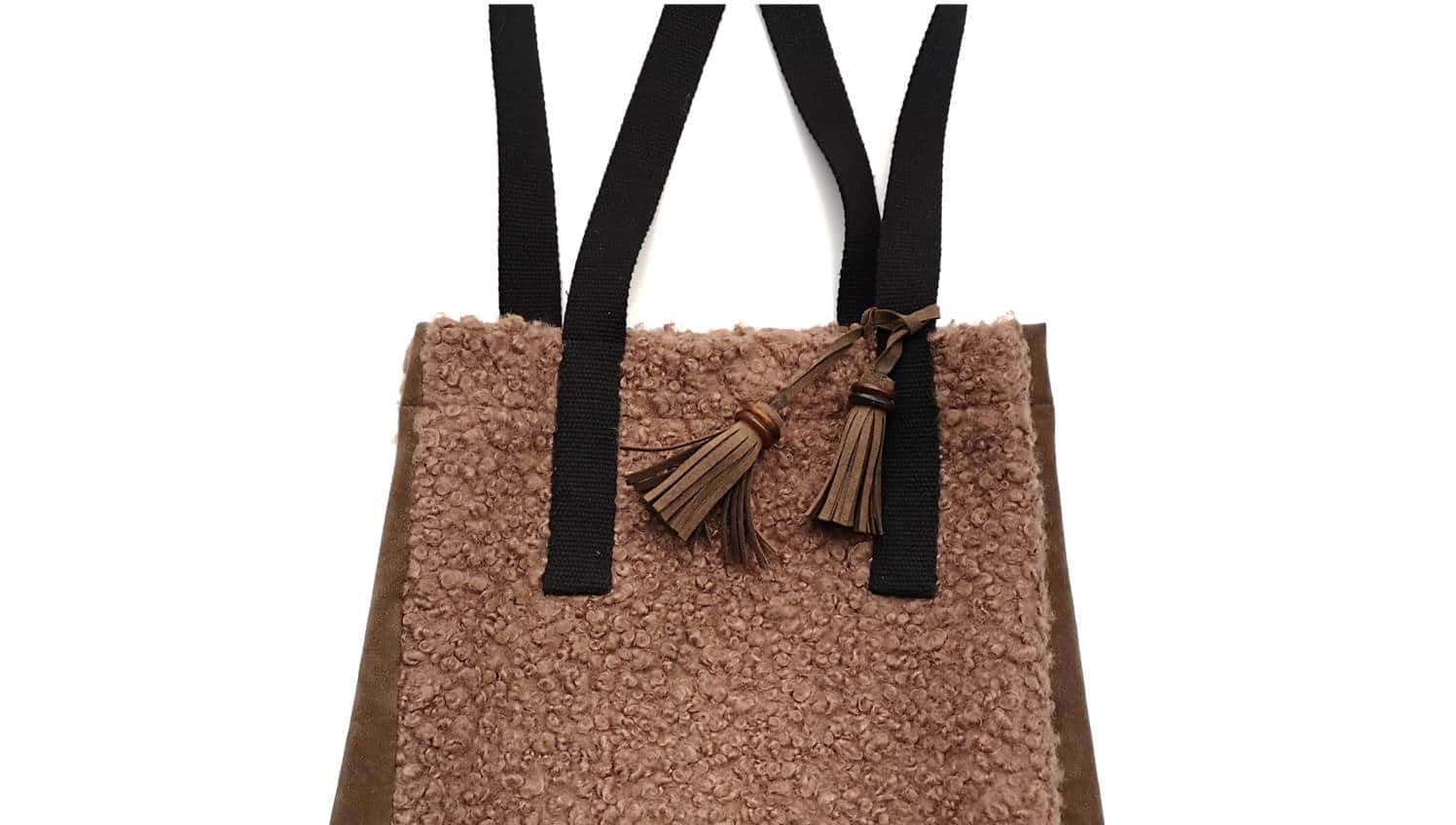Tasche aus Teddystoff – Nähanleitung mit Schnittmuster