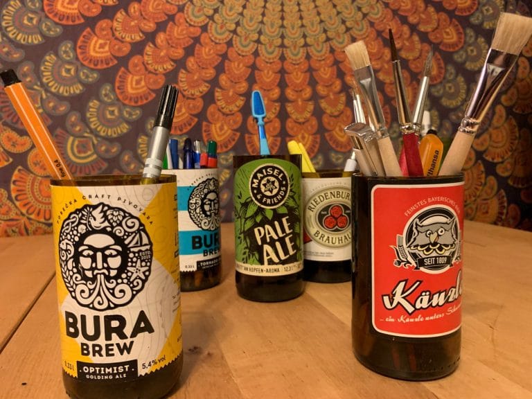 Bierflaschen Upcycling – DIY Stiftebecher