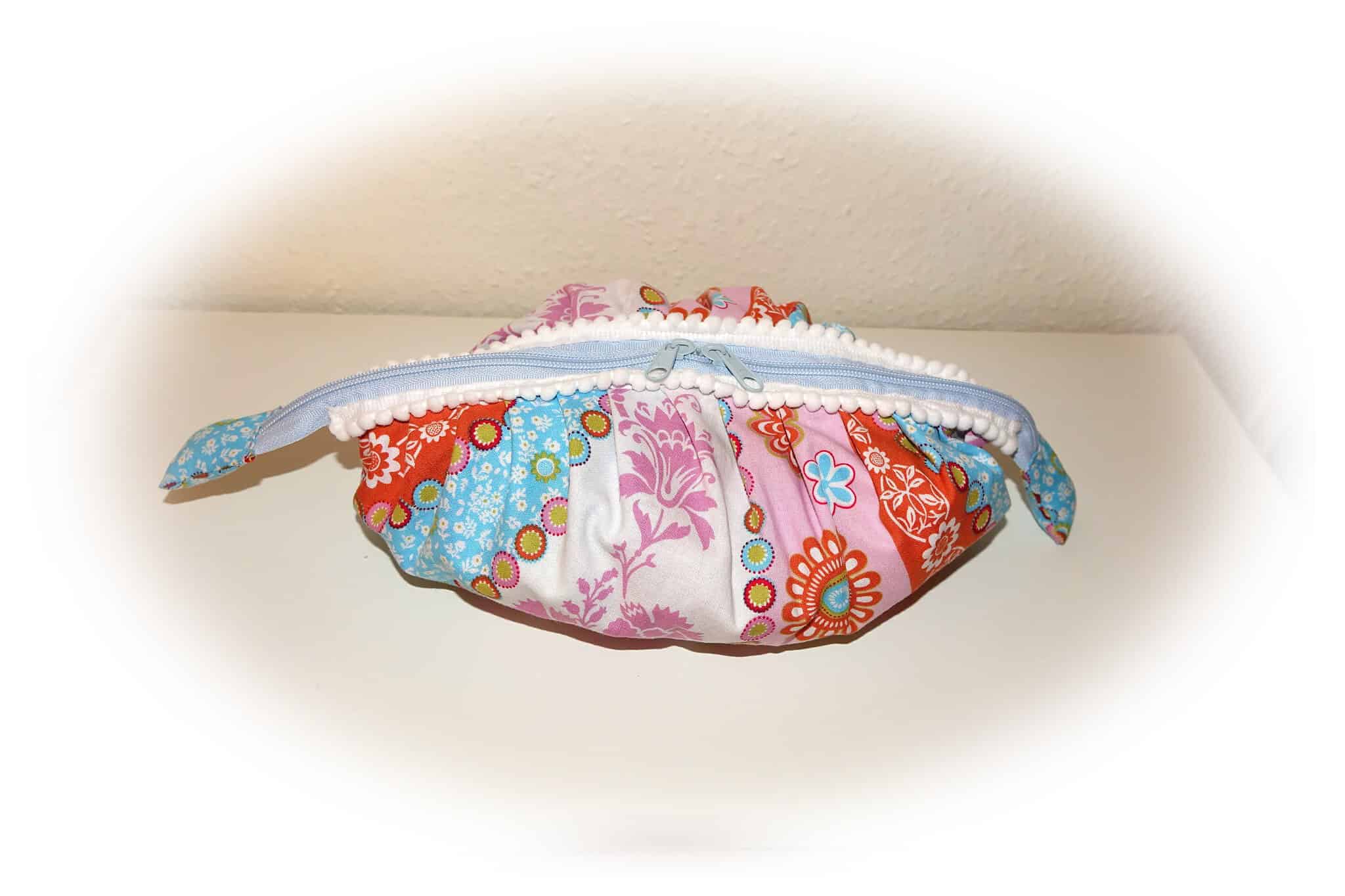 Faltentasche, Tasche , oval mit vielen Falten nähen aus zwei Soffkreisen
