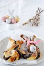 Die Hasen sind los! Einfache Blätterteighasen mit Mohnfüllung zu Ostern – Yummy Bunny!