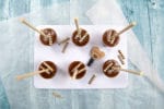 DIY Trinkschokolade am Stiel mit Karamell
