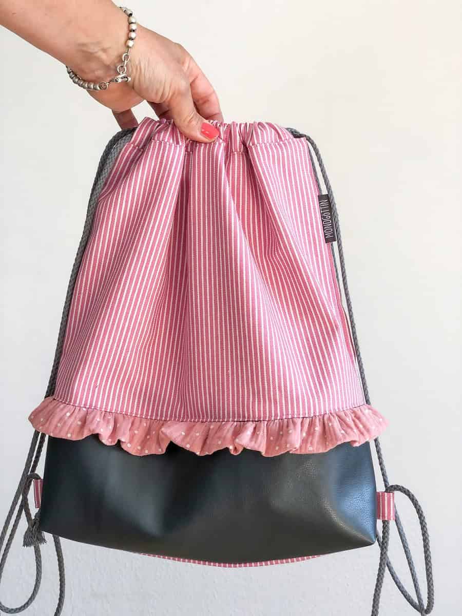 Rucksack mit Rüschen – Anleitung