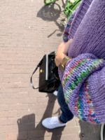 Strickjacke #Lilac. Oversized, ausdrucksstark und leicht gestrickt