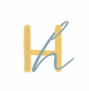 Logo von HANDMADE Kultur mit stilisiertem H und Schriftzug, repräsentiert kreative Handwerkskunst und nachhaltiges Design.