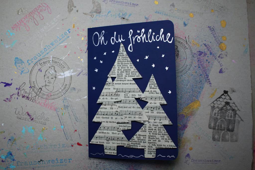 Weihnachtskarten mit alten Buchseiten basteln