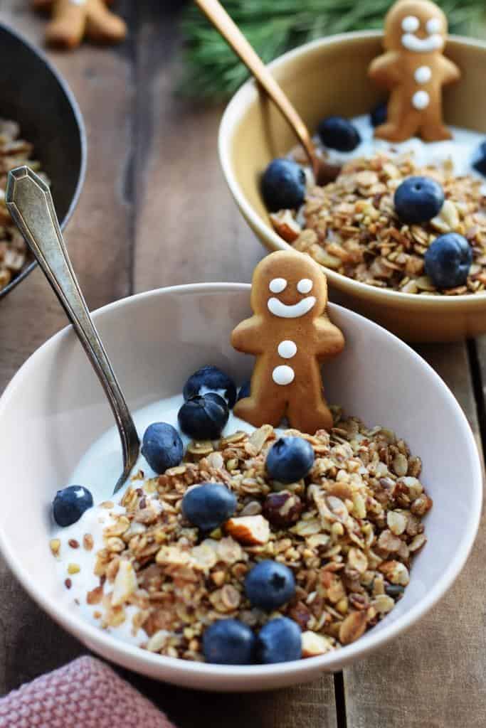 5 Minuten Weihnachts-Granola aus der Pfanne