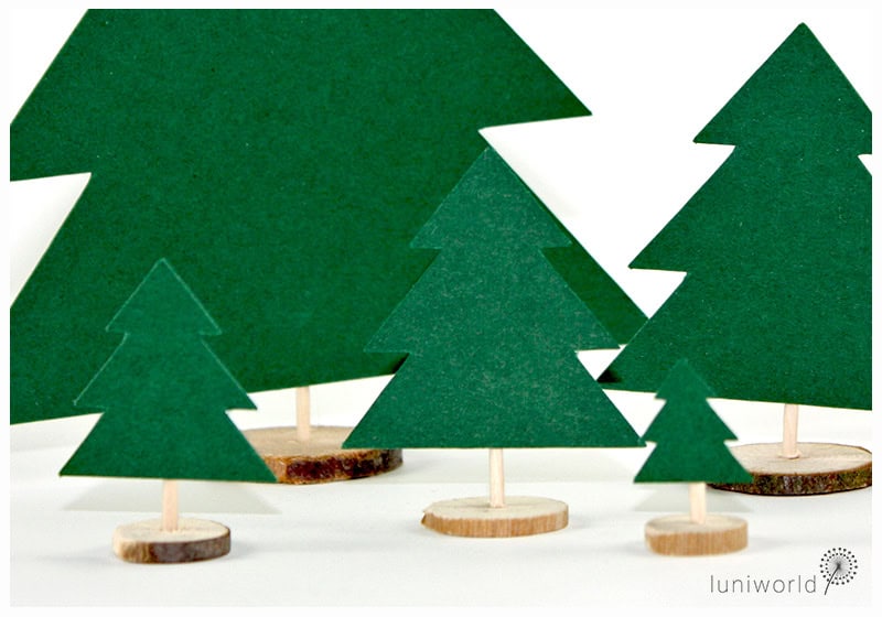 Kleine Tannenbäumchen aus Papier