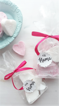 Geschenkidee zum Muttertag - Knetseife Herzen Geschenkidee zum Muttertag