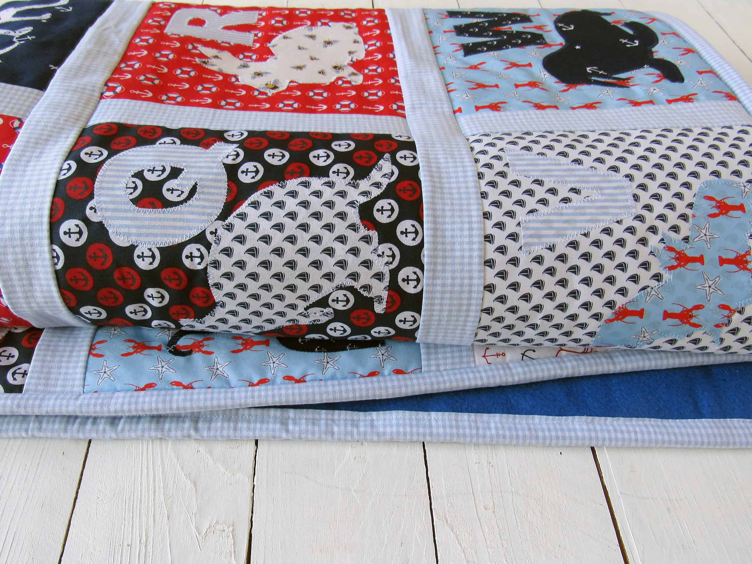 maritime Kinderdecke mit Tier ABC