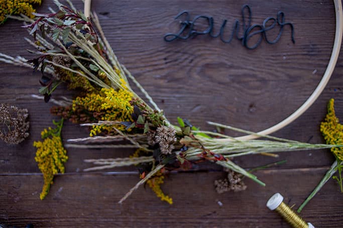 Einfacher Herbst-Kranz – DIY in 15 Minuten