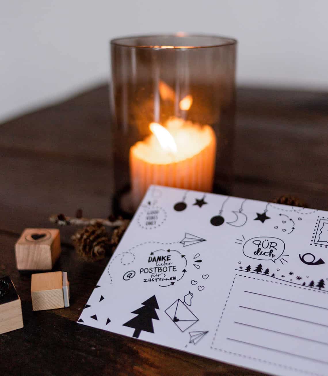 Weihnachtspost mal anders – Voilà, hier kommt die Druckvorlage für Briefumschläge (Freebie)