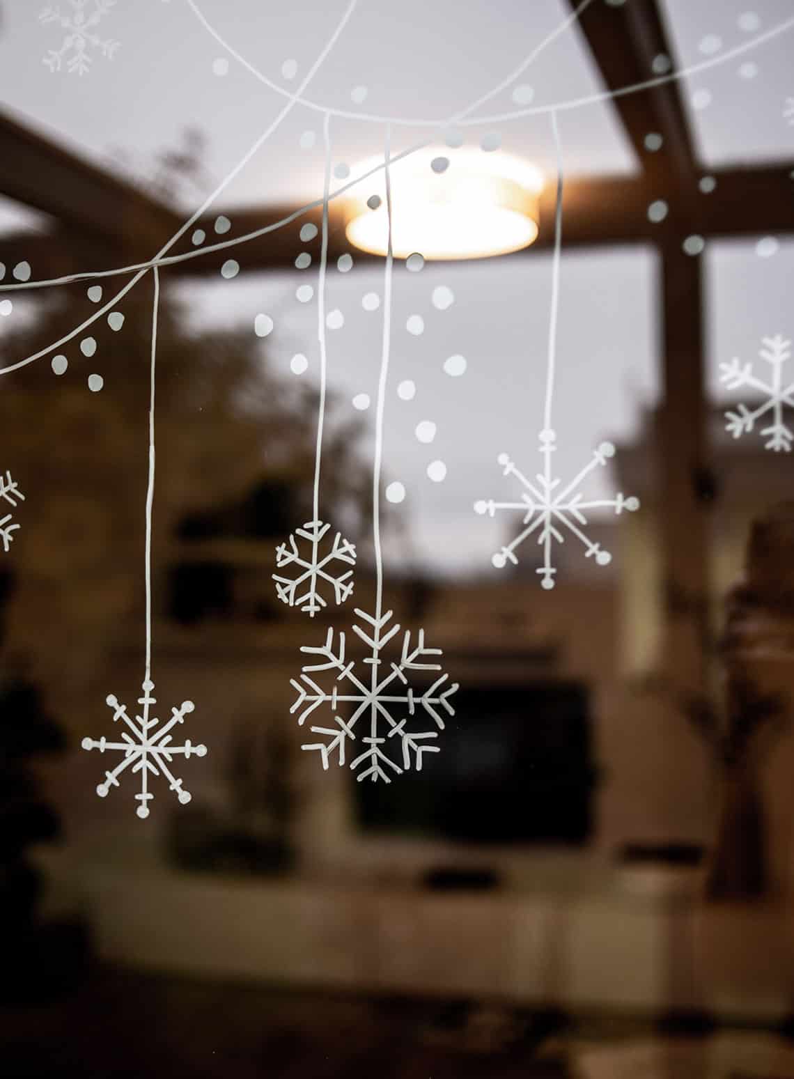 Freebie: Kreidemarker-Vorlage zu Weihnachten mit Winterstimmung