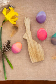 DIY-Anleitung für bunte Dip-Dye-Ostereier