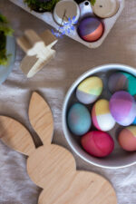 DIY-Anleitung für bunte Dip-Dye-Ostereier