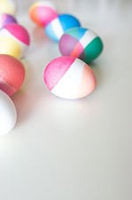 DIY-Anleitung für bunte Dip-Dye-Ostereier