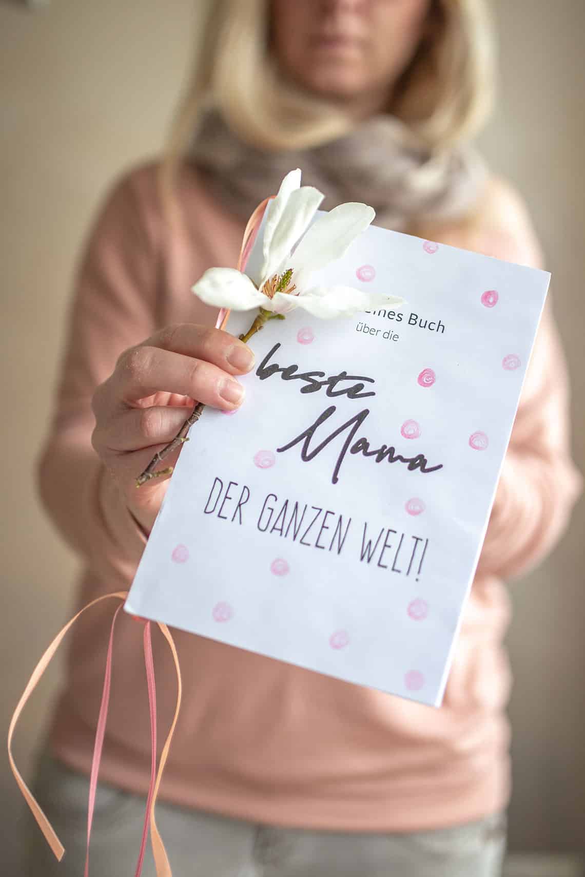 DIY Mama-Buch – personalisiertes Last-Minute Muttertagsgeschenk