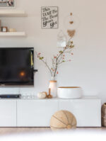 Schlichte und natürliche Herbstdeko: 7 einfache Ideen für schnelle Veränderungen deines Wohnzimmers – mit DIY-Projekten und Freebie