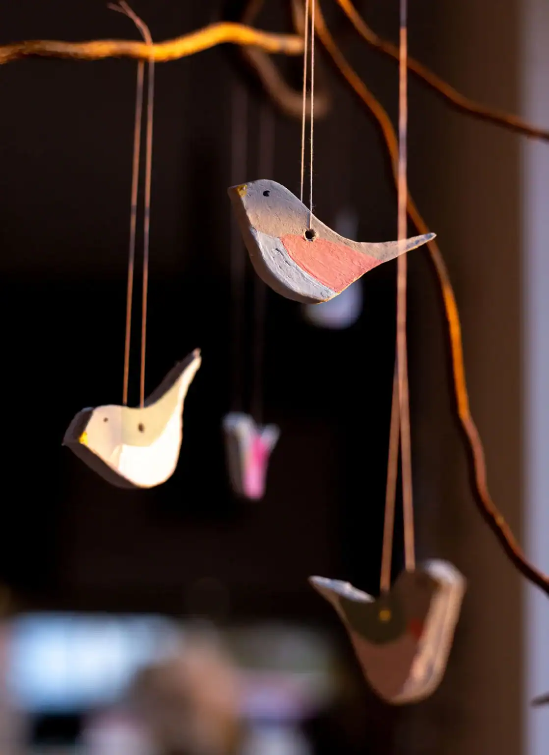 DIY Frühlingsdeko: Filz-Kranz und kleine Frühlingsvögel