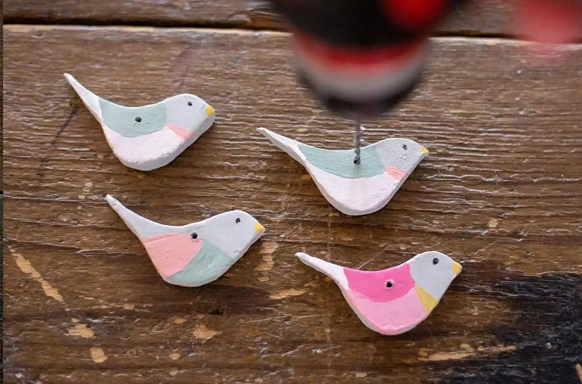 DIY Frühlingsdeko: Filz-Kranz und kleine Frühlingsvögel