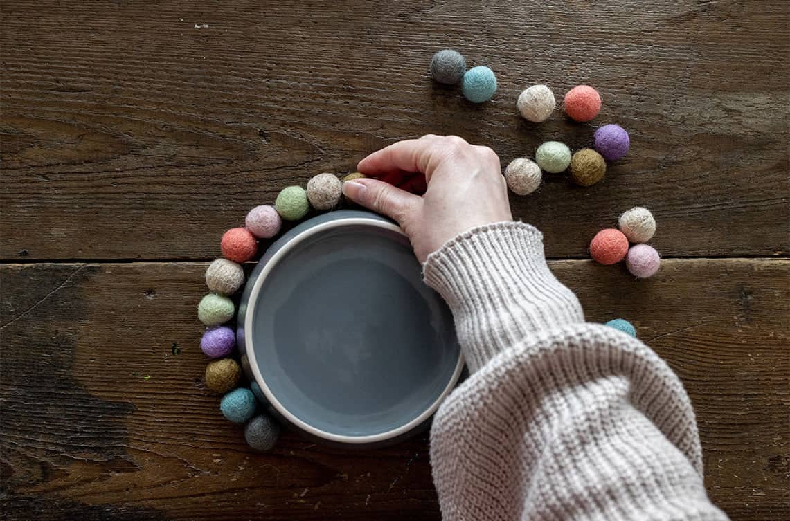 DIY Frühlingsdeko: Filz-Kranz und kleine Frühlingsvögel
