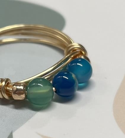DIY Ring aus Draht und Perlen