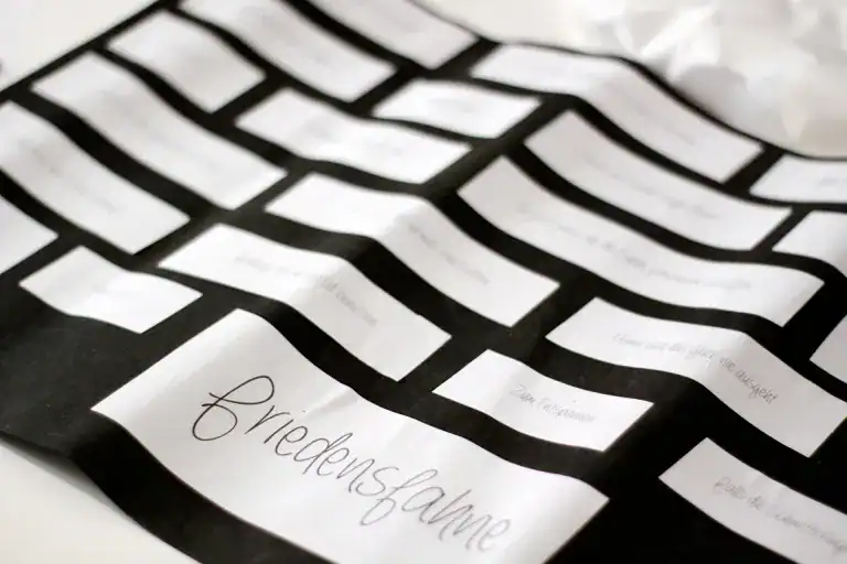 DIY Geschenk Idee zur Hochzeit für Leute mit Humor