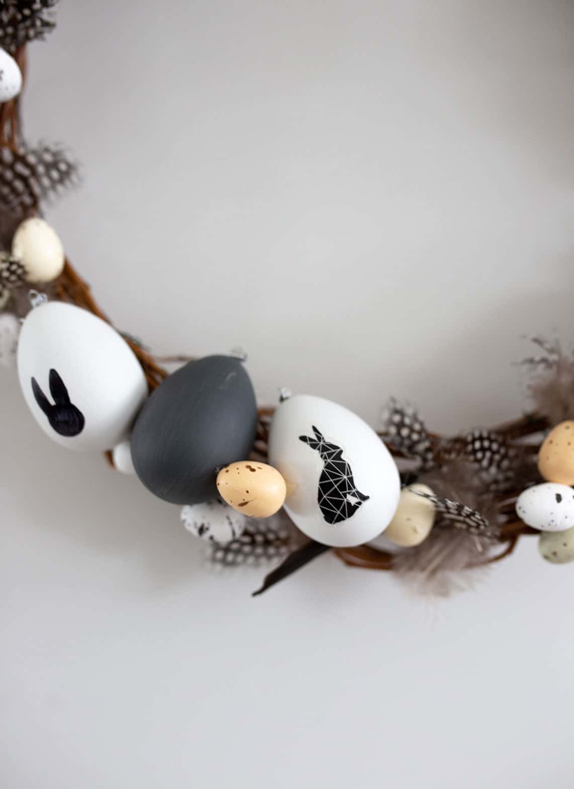 DIY-Osterkranz im Scandi-Look: Einfache Anleitung in 30 Minuten