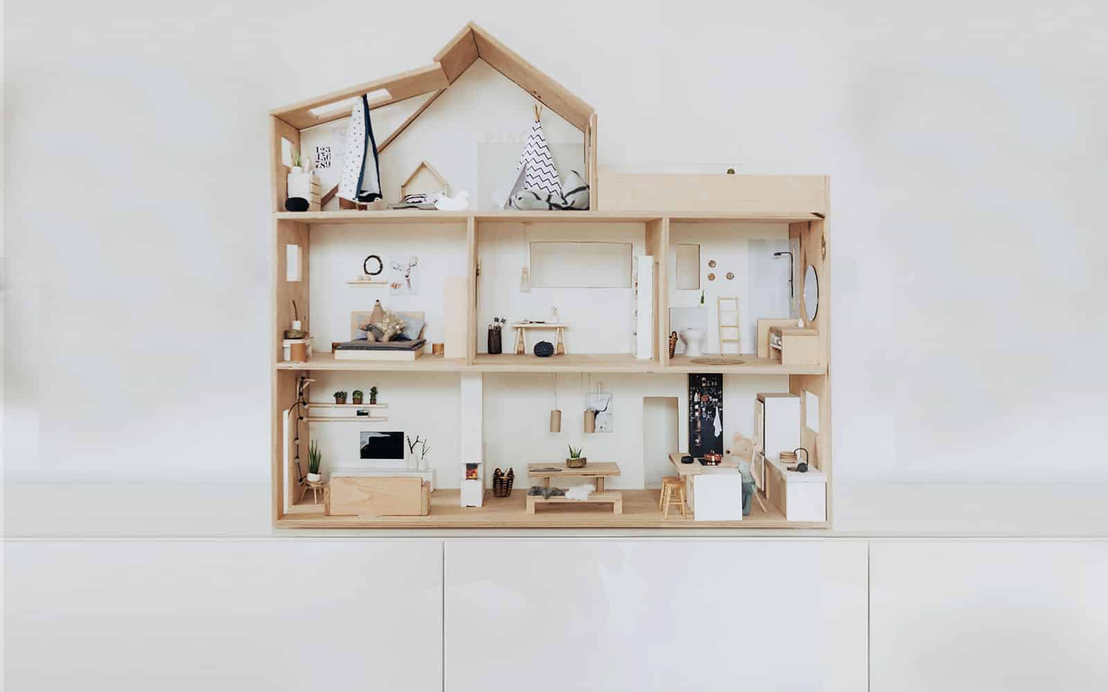 DIY: Puppenhaus 1:12 – mit Anleitung und Bauplan