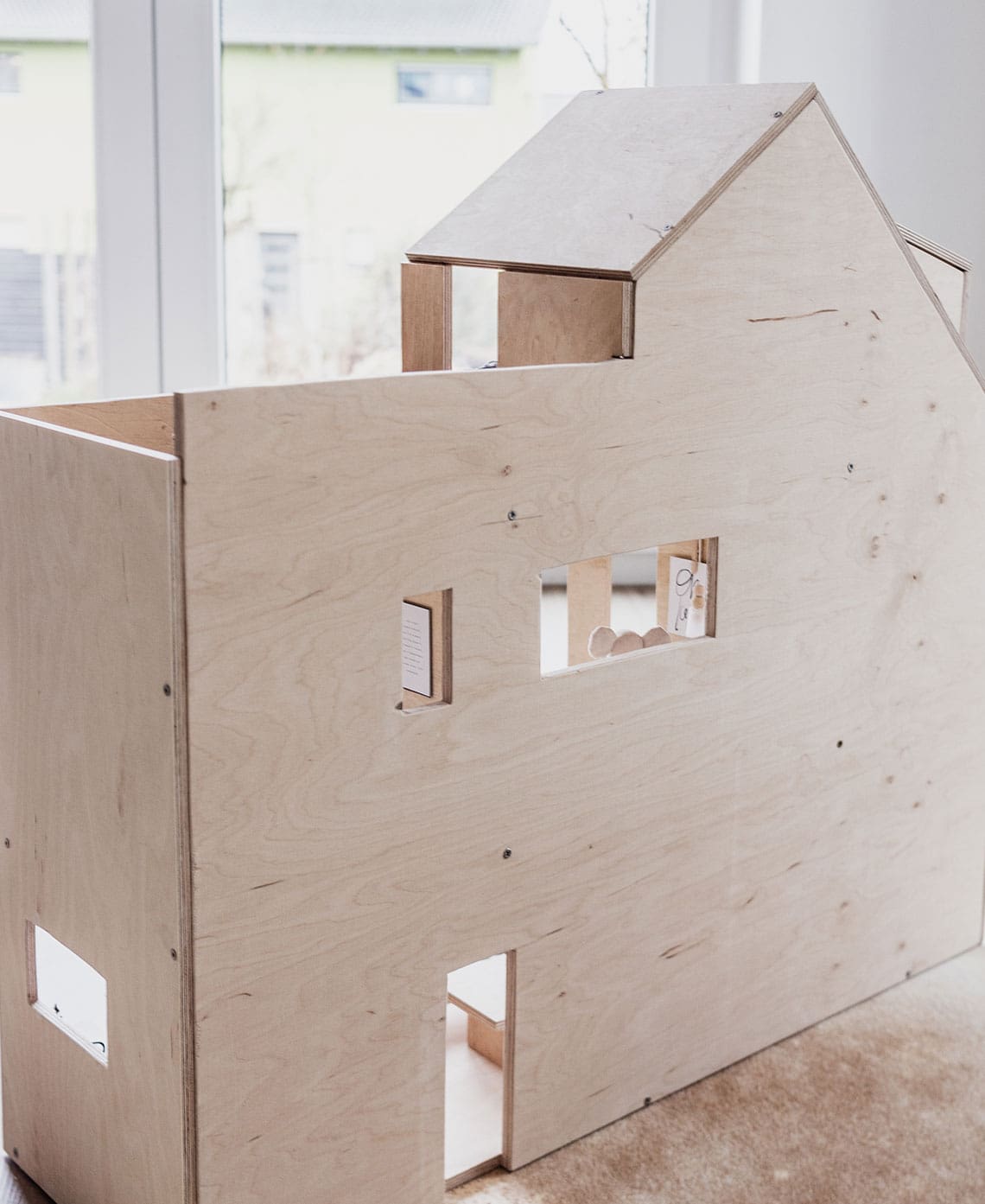 DIY: Puppenhaus 1:12 – mit Anleitung und Bauplan