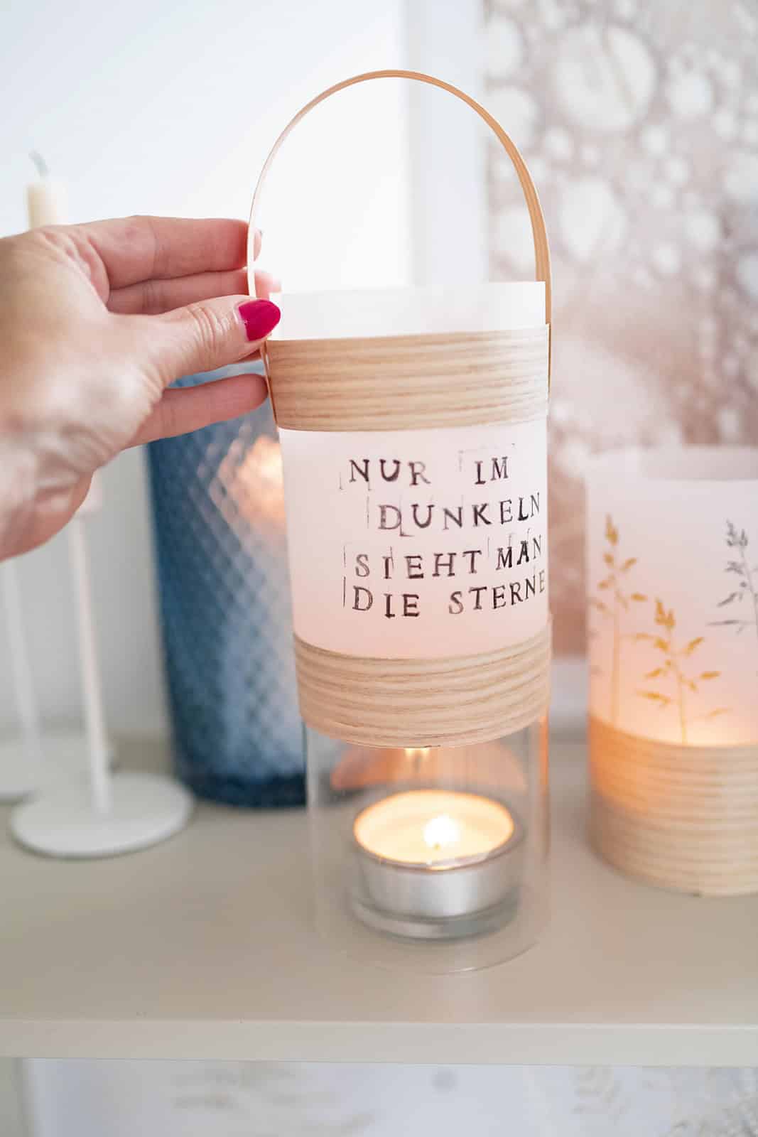 DIY Sommer(tisch)deko: Windlichter für drinnen und draußen
