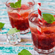 Erbeersirup selber machen – für Limonaden, Cocktails und als Topping