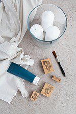 Maritimer Stoffdruck mit Stempel