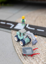 Fantasievolles Spielen im Garten – DIY-Spielstraßen aus Holz für kleine Abenteurer