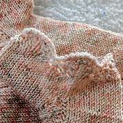Sockenbündchen mit Wellenrand stricken
