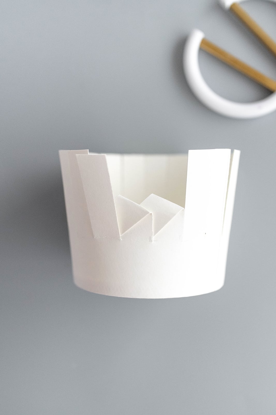 Upcycling-Idee: DIY Osternest aus Einwegbechern