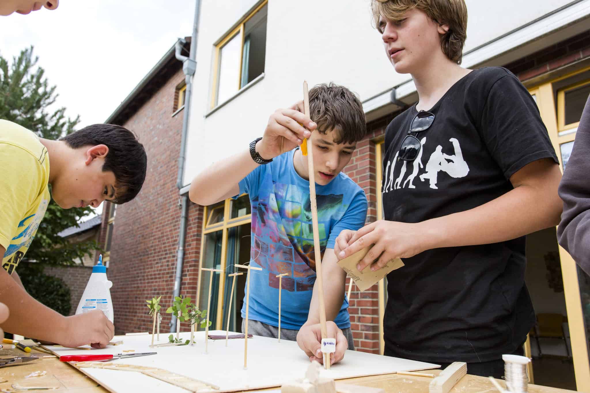 Versuch schafft Wissen – Basteln, Bauen, Konstruieren / 7-Tage-Ferienprogramm 2026