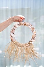 Boho Deko: Natürlich schön – Kranz aus Naturbast und Karton