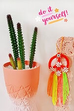 DIY Mini-Traumfänger basteln mit Peace-Zeichen