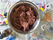 Hose färben mit Konfetti Tie Dye
