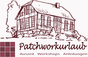 Illustration eines traditionellen Hauses mit Patchwork-Design, symbolisiert kreative Handwerkskunst, Workshops und Auszeit bei HANDMADE Kultur.