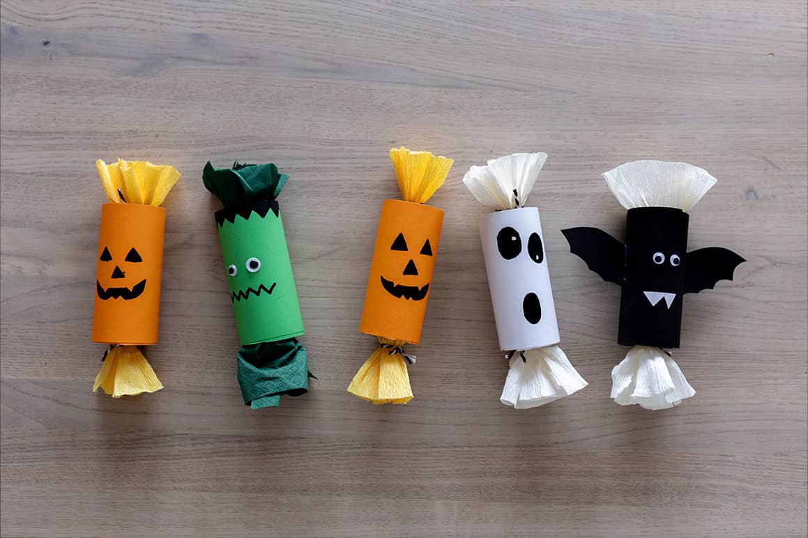 Halloween-Bastelideen mit Klorollen – Kinder basteln Monster, Bonbons und schaurige Laterne