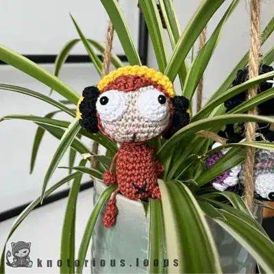 Mama Lauda! - Glubschaugen Affe mit Kopfhörer Amigurumi