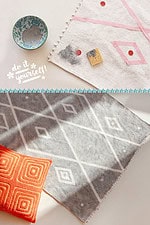 Teppich bemalen mit Textilfarbe / Waschbarer DIY Teppich